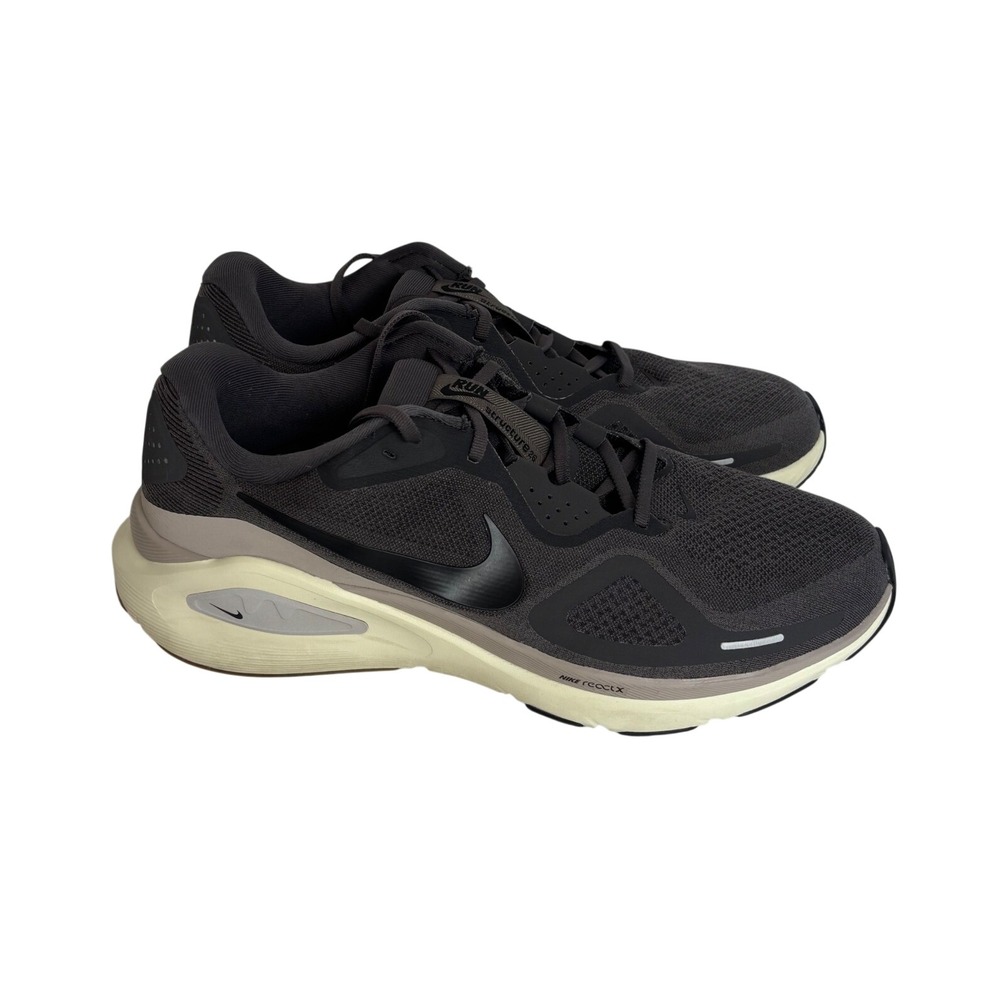 Nike Structure 26 Medium Ash Black College Grey Men 13 Running Shoe HJ1102-200